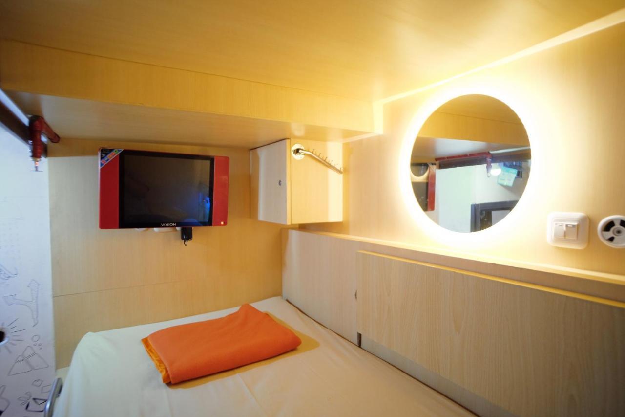 Inap At Capsule Hostel Μπαντούνγκ Εξωτερικό φωτογραφία