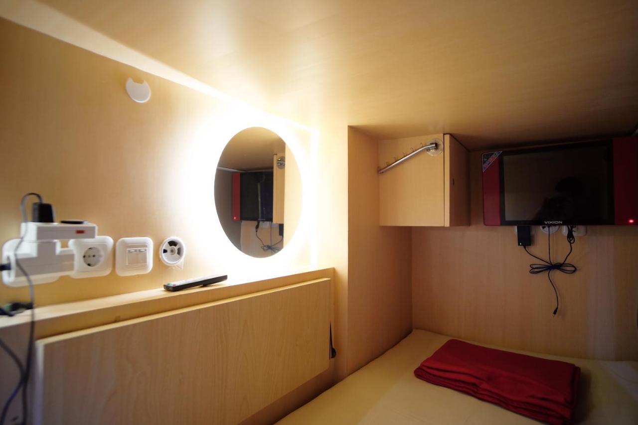 Inap At Capsule Hostel Μπαντούνγκ Εξωτερικό φωτογραφία